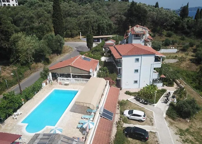 In With Sea View & Pool * Benitses (Corfu)