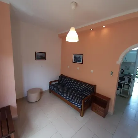 Apartment In With Sea View & Pool Benitses (Corfu)