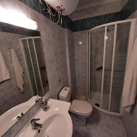 In With Sea View & Pool Apartment