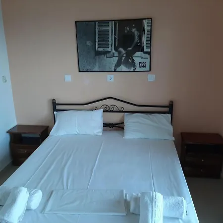 In With Sea View & Pool Apartment Benitses (Corfu)