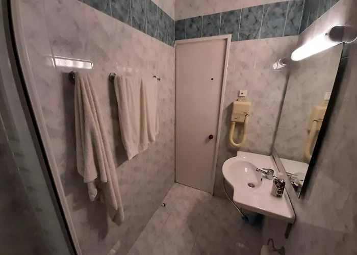 Apartman In With Sea View & Pool Benícesz