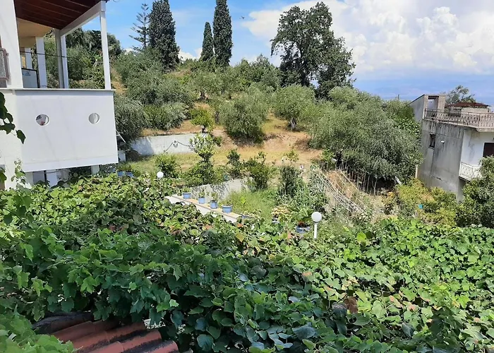 In With Sea View & Pool